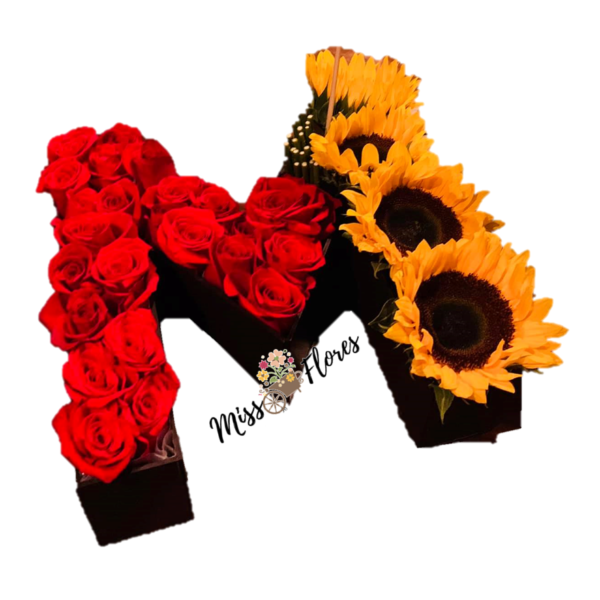 #16 Caja Letra M con rosas y girasoles (Grande) Color madera