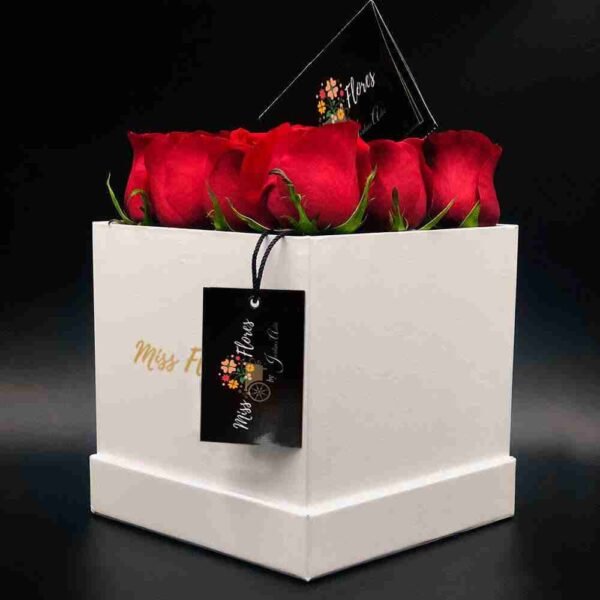#10 Caja Lujo Mediana de Rosas Rojas